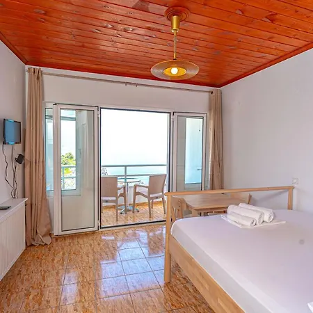 ゲストハウス The Life