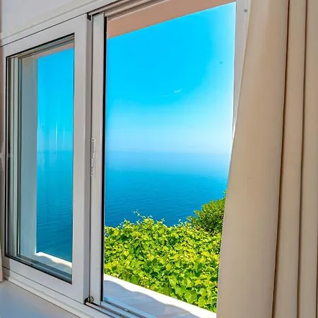 The Life Guest house *