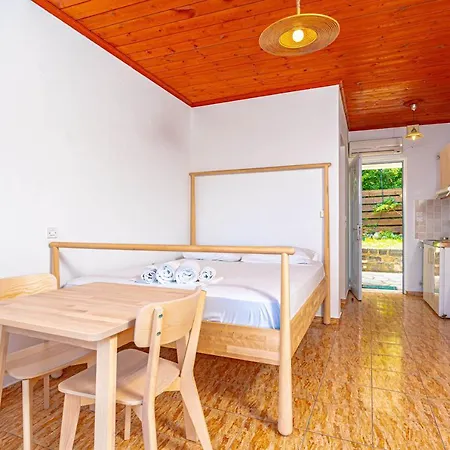Guest house The Life *