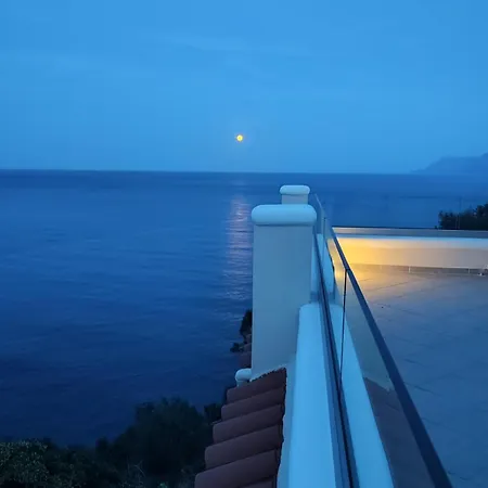 Guest house The Life
