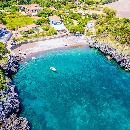 The Life * Limnionas (Central Greece)