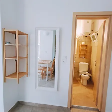 The Life Guest house Limnionas (Central Greece)